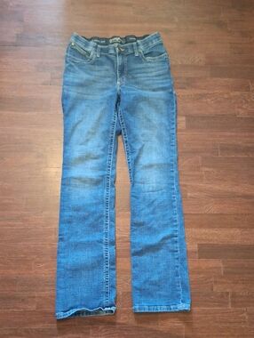 Wrangler Women's Straight Leg Jeans - Mid Blue